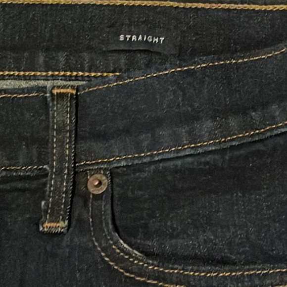 NWT J. Crew dark denim straight fit jeans. - Picture 3 of 10